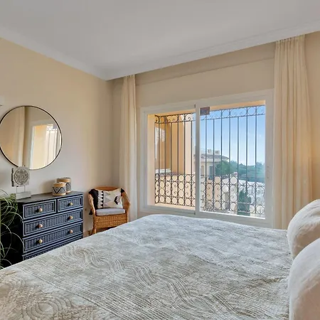 Amazing Sea Views Hacienda Elviria Апартаменти