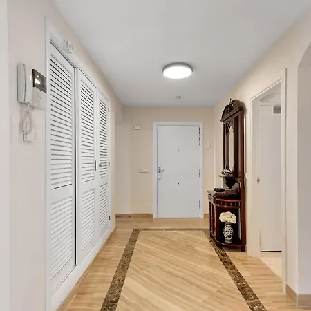 Amazing Sea Views Hacienda Elviria Apartment