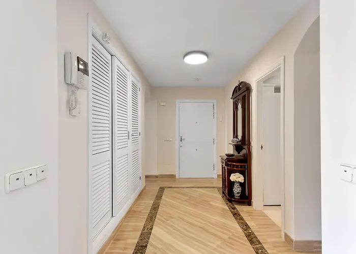 Amazing Sea Views Hacienda Elviria Apartament