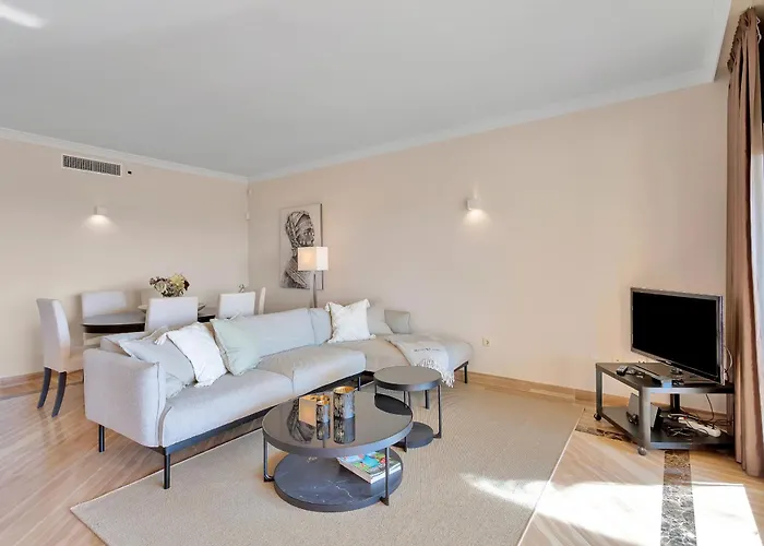 Amazing Sea Views Hacienda Elviria شقة ماربيا